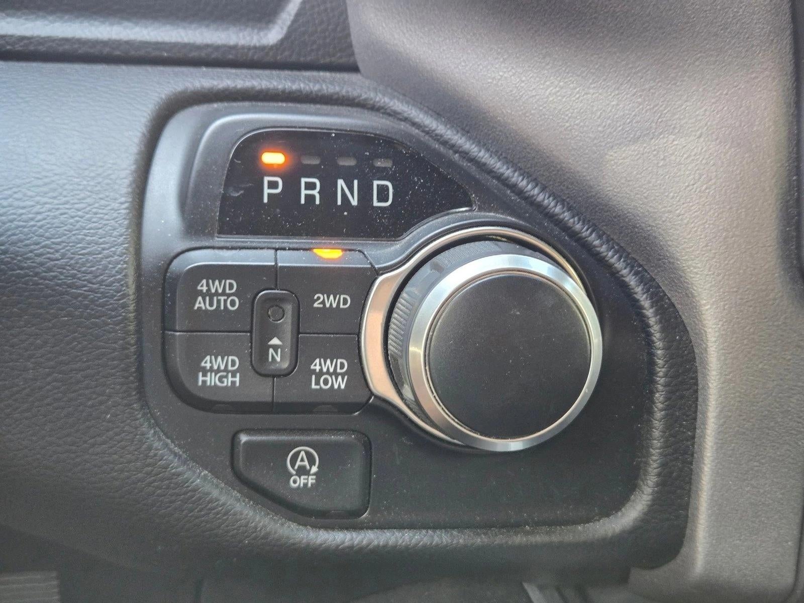 2020 RAM 1500 Big Horn 4x4 Crew Cab 5'7" Box