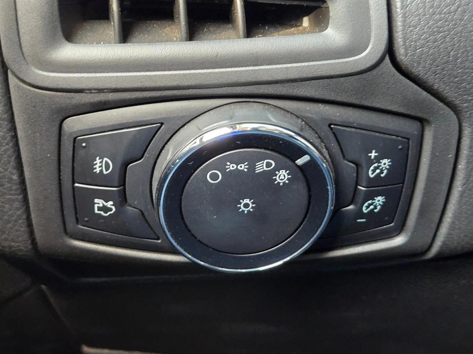 2014 Ford Focus 4dr Sdn SE