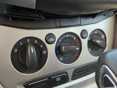 2014 Ford Focus 5dr HB SE