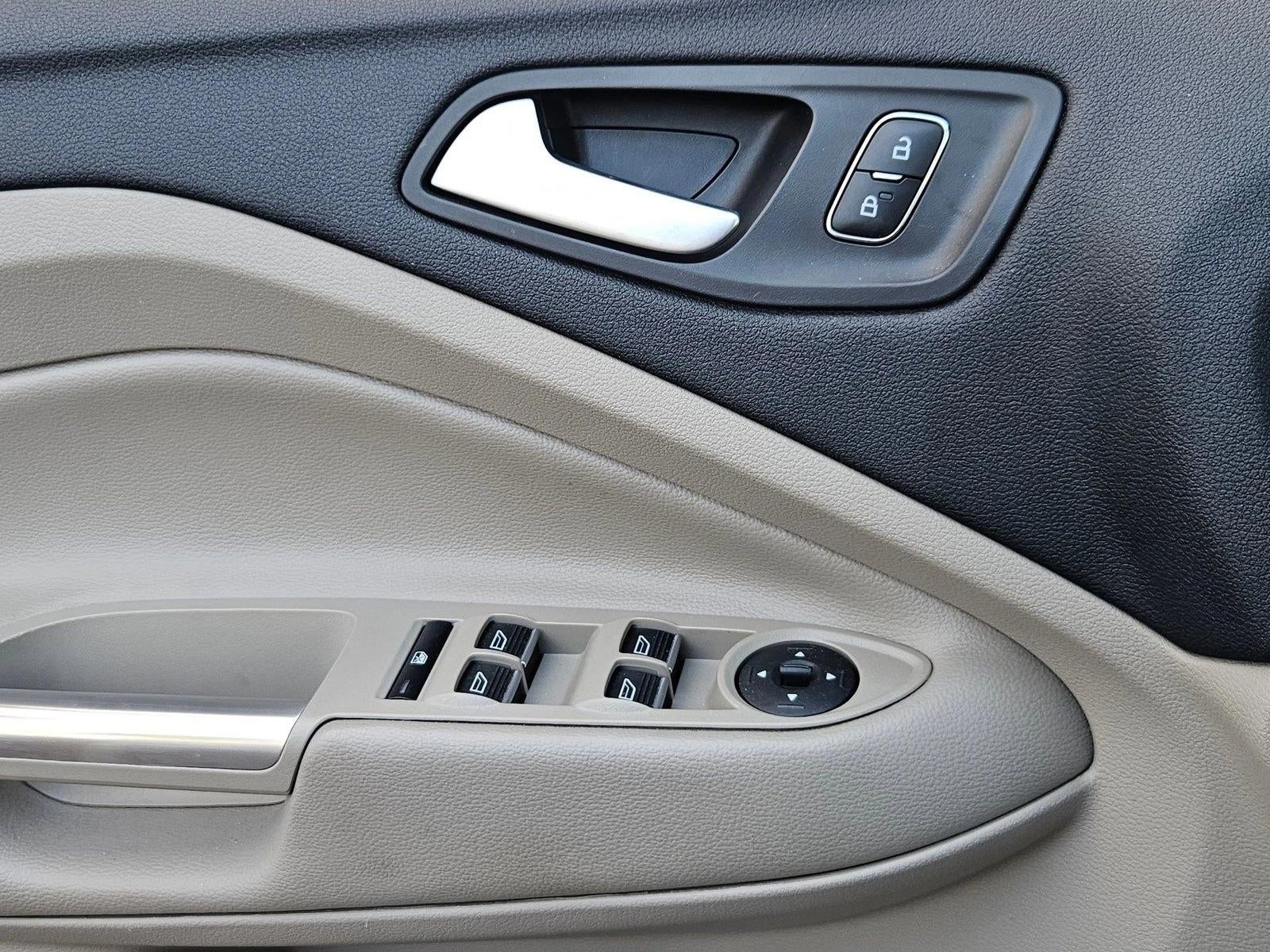 2019 Ford Escape SEL FWD