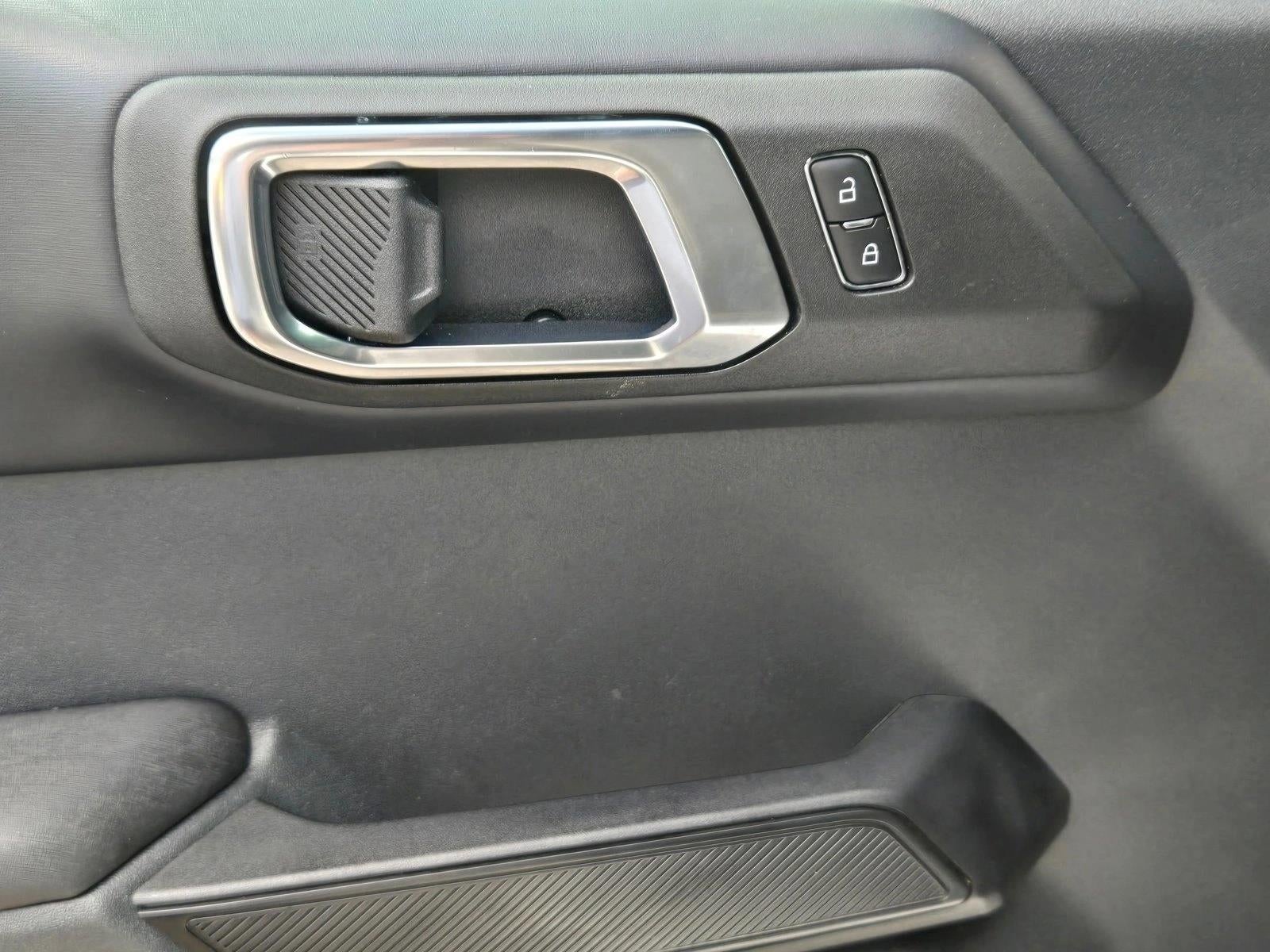 2025 Ford Bronco Outer Banks 4 Door 4x4