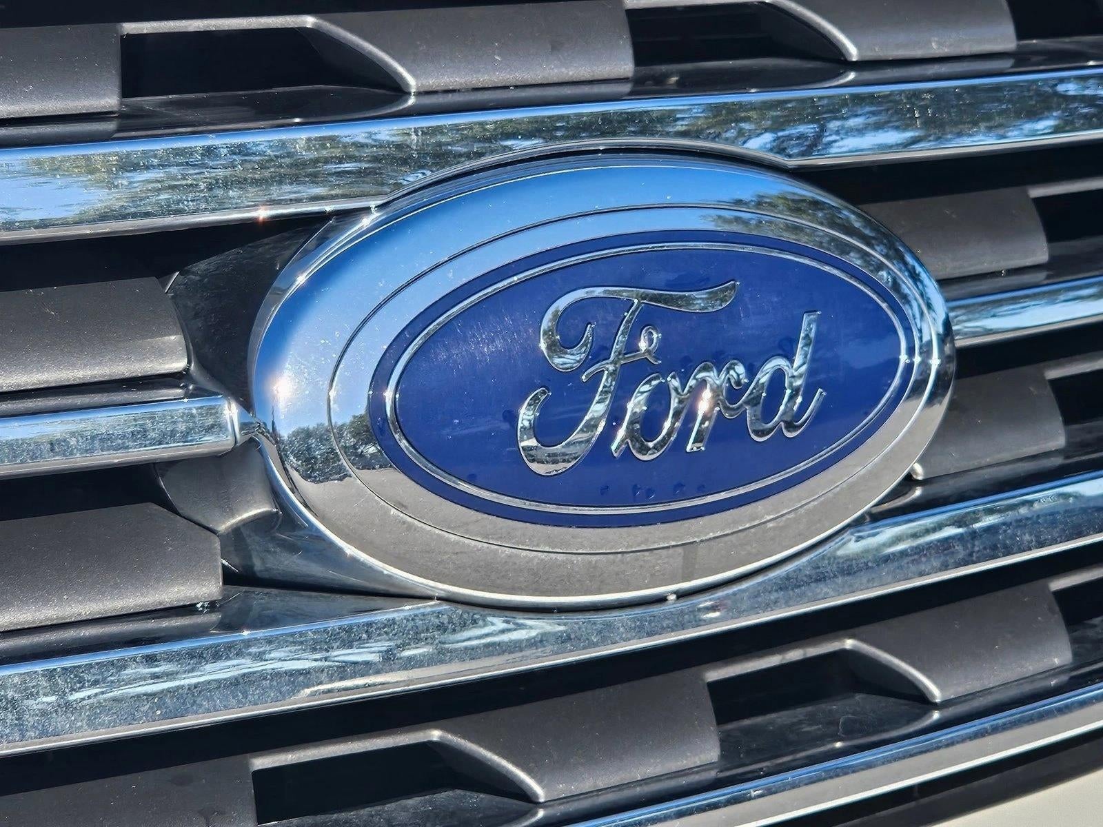 2021 Ford Expedition Max XLT 4x2