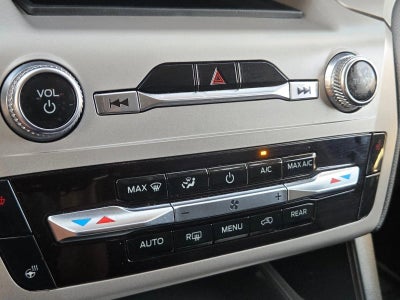 2023 Ford Explorer XLT RWD