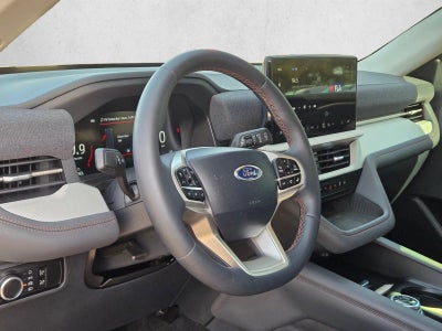 2025 Ford Explorer Active RWD