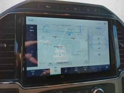 2022 Ford Super Duty F-250 SRW LARIAT 4WD Crew Cab 6.75' Box