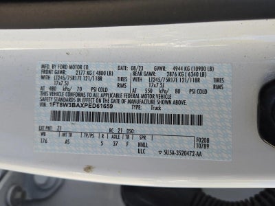 2023 Ford Super Duty F-350 SRW XL 4WD Crew Cab 6.75' Box