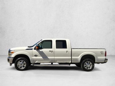 2015 Ford Super Duty F-350 SRW 4WD Crew Cab 6-3/4 Ft Box Lariat