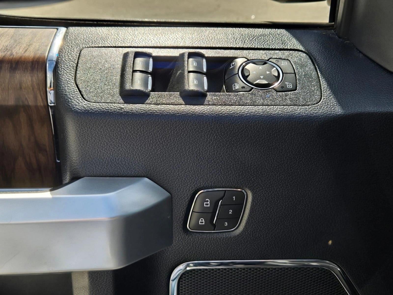 2020 Ford F-150 LARIAT 2WD SuperCrew 5.5' Box