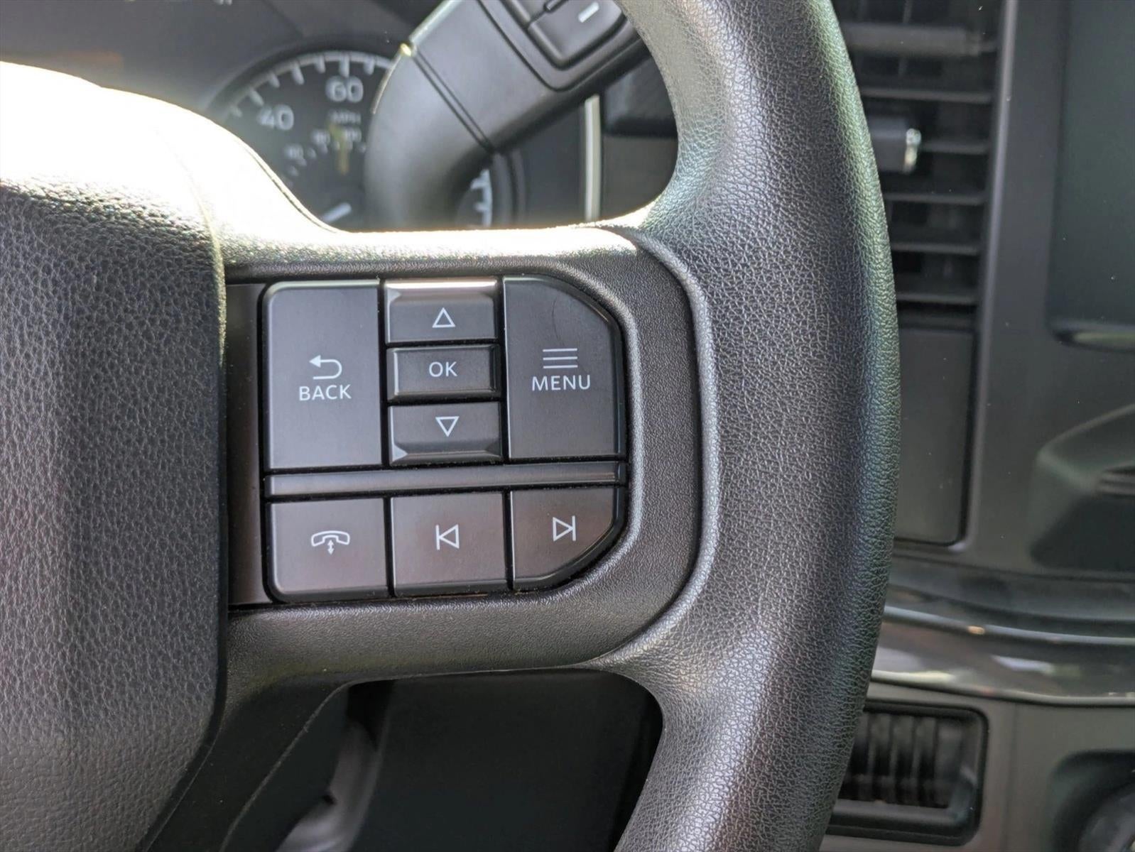 2023 Ford F-150 XL 4WD SuperCrew 5.5' Box