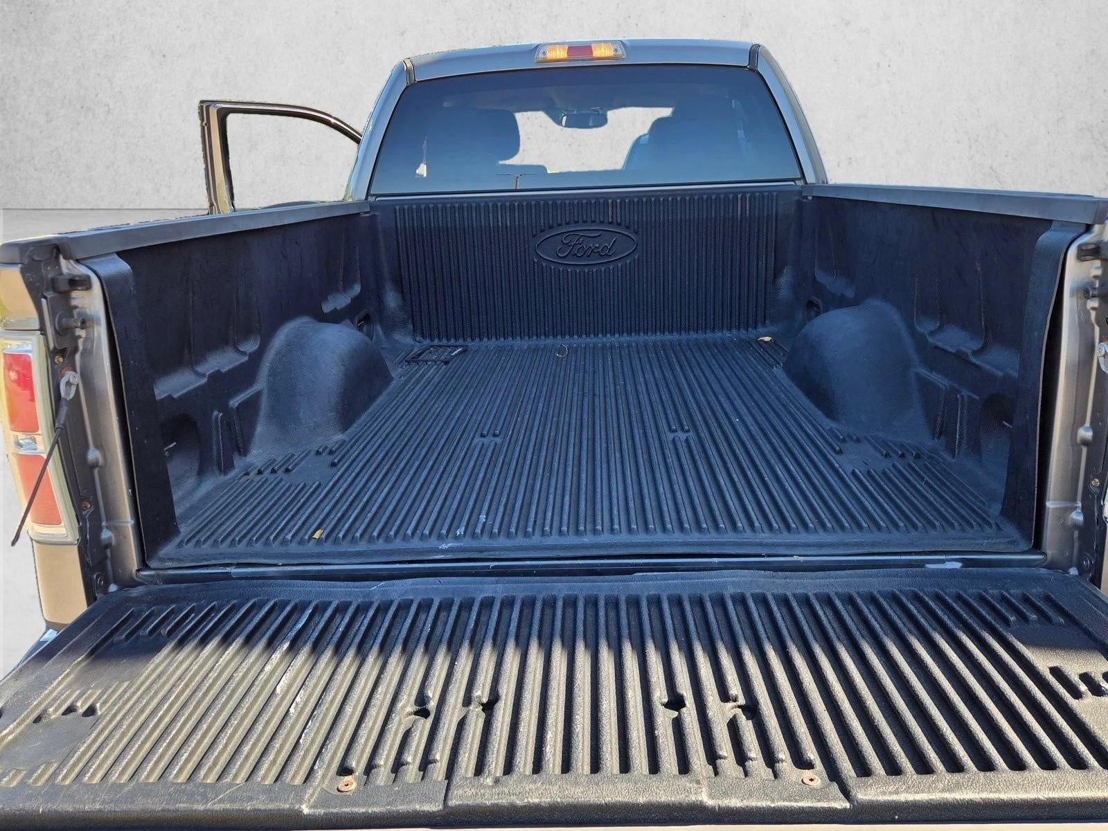 2010 Ford F-150 2WD SuperCab 6-1/2 Ft Box XL