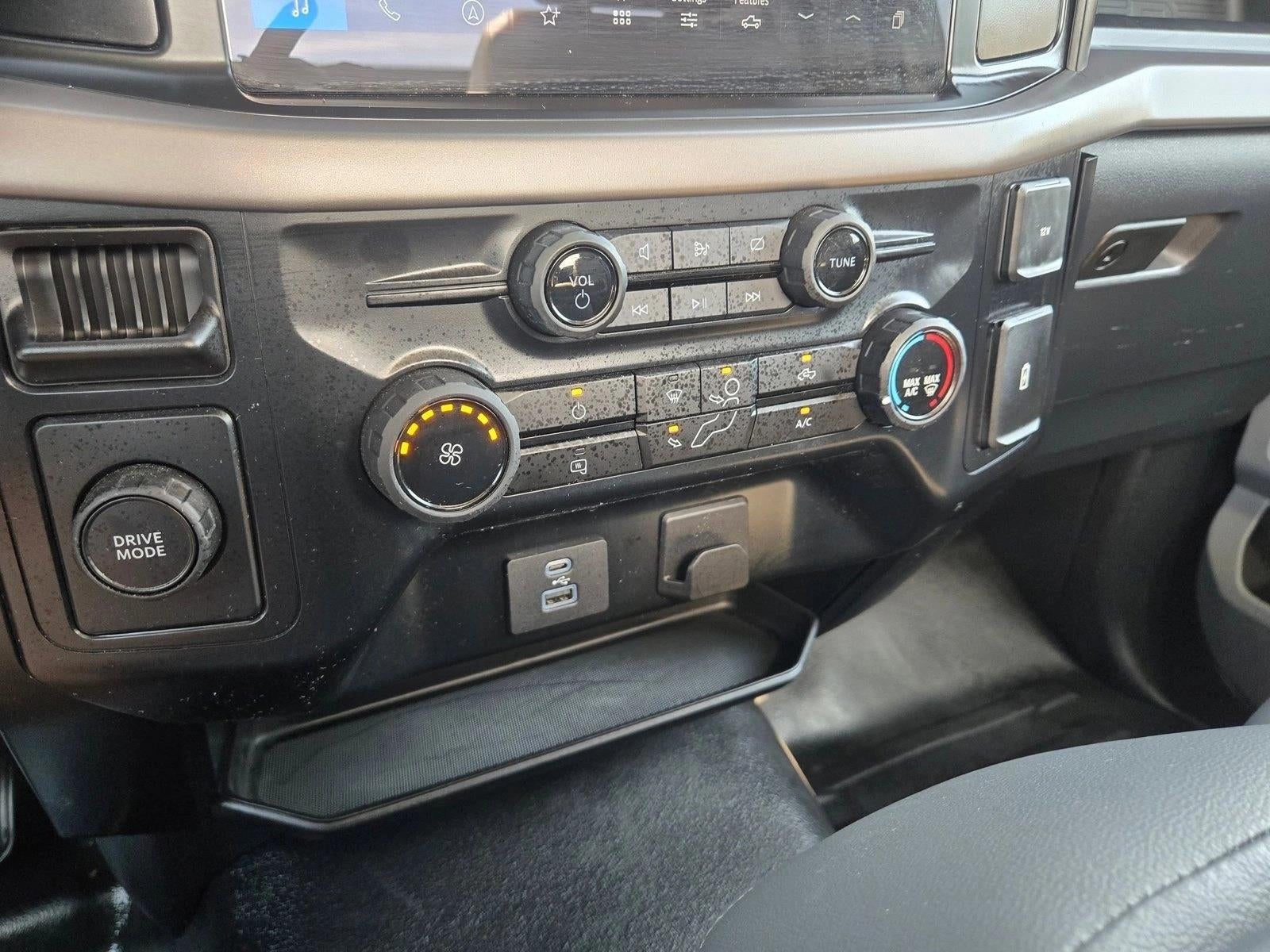 2024 Ford F-150 XL 2WD Reg Cab 8' Box