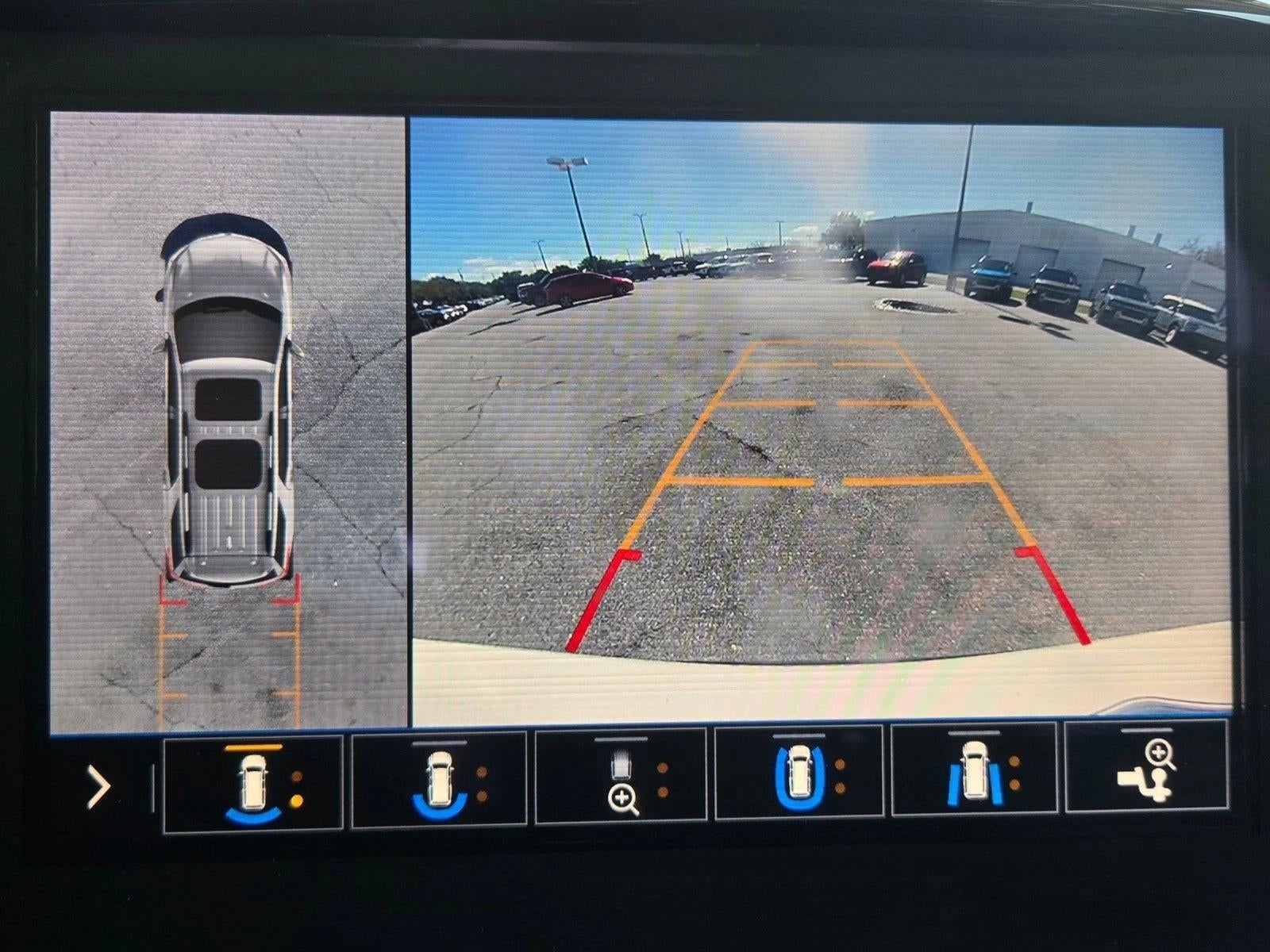 2021 Chevrolet Traverse FWD 2LT