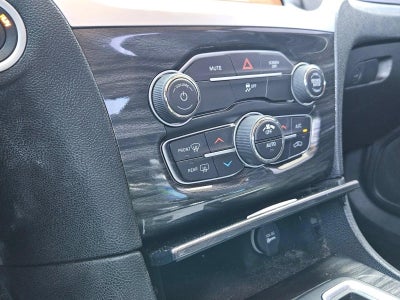 2022 Chrysler 300 Touring RWD