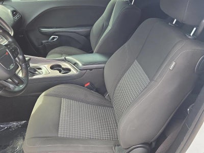 2023 Dodge Challenger SXT RWD