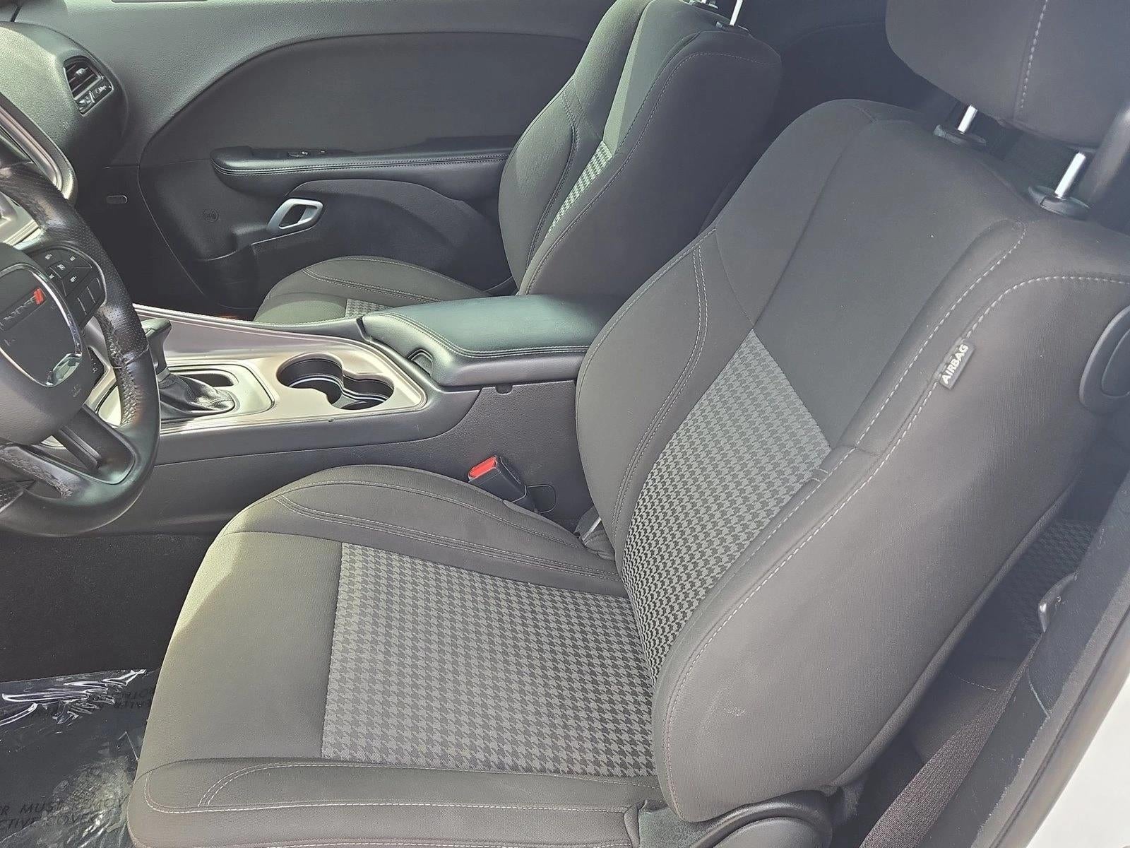 2023 Dodge Challenger SXT RWD