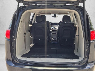 2019 Chrysler Pacifica Touring L FWD