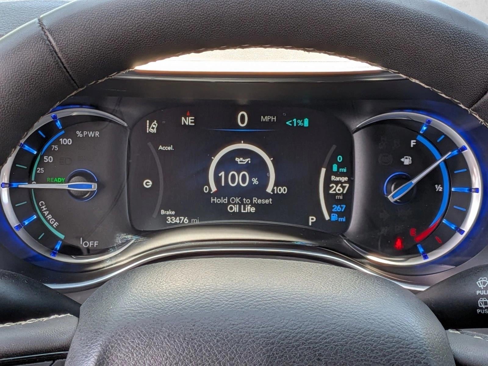 2022 Chrysler Pacifica Hybrid Limited FWD