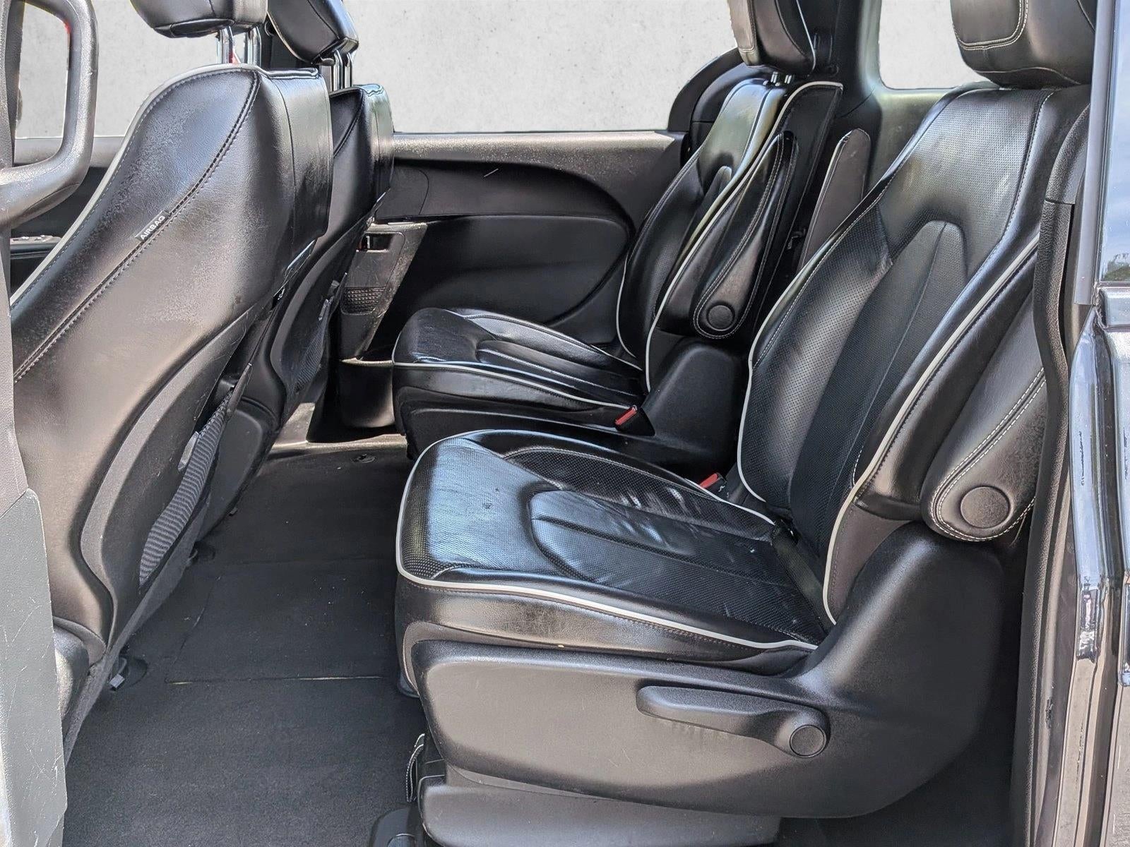 2022 Chrysler Pacifica Hybrid Limited FWD