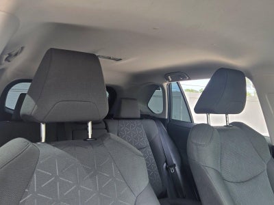 2021 Toyota RAV4 XLE FWD (GS)
