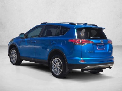 2017 Toyota RAV4 XLE FWD (GS)