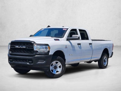 2022 RAM 3500 Tradesman 4x4 Crew Cab 8' Box