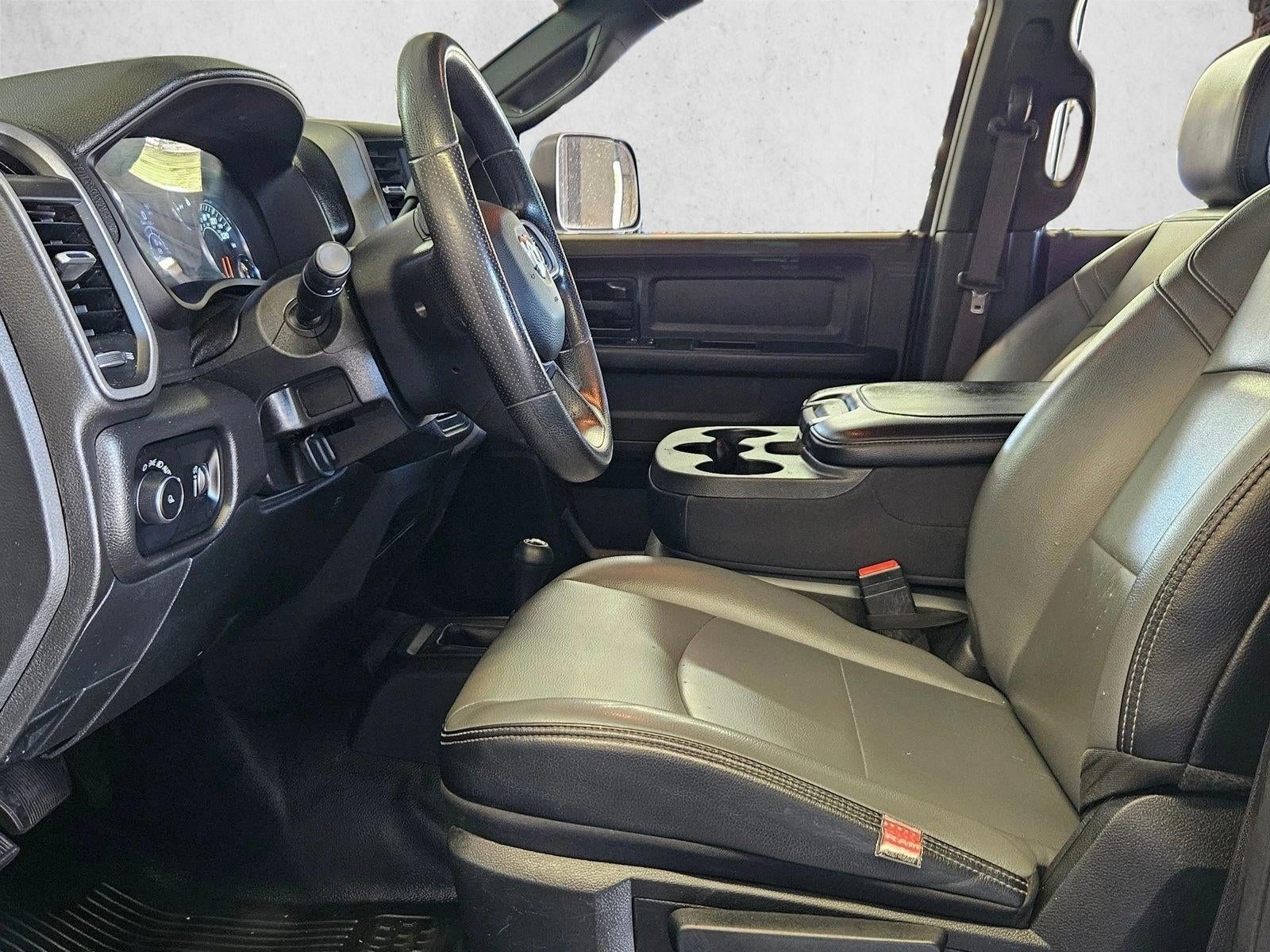 2022 RAM 3500 Tradesman 4x4 Crew Cab 8' Box