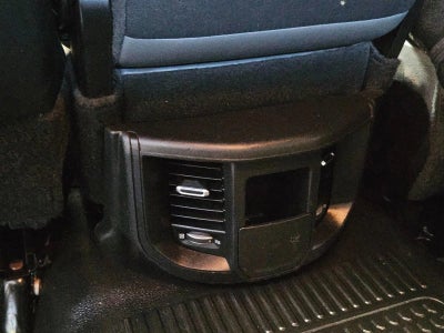 2022 RAM 3500 Tradesman 4x4 Crew Cab 8' Box