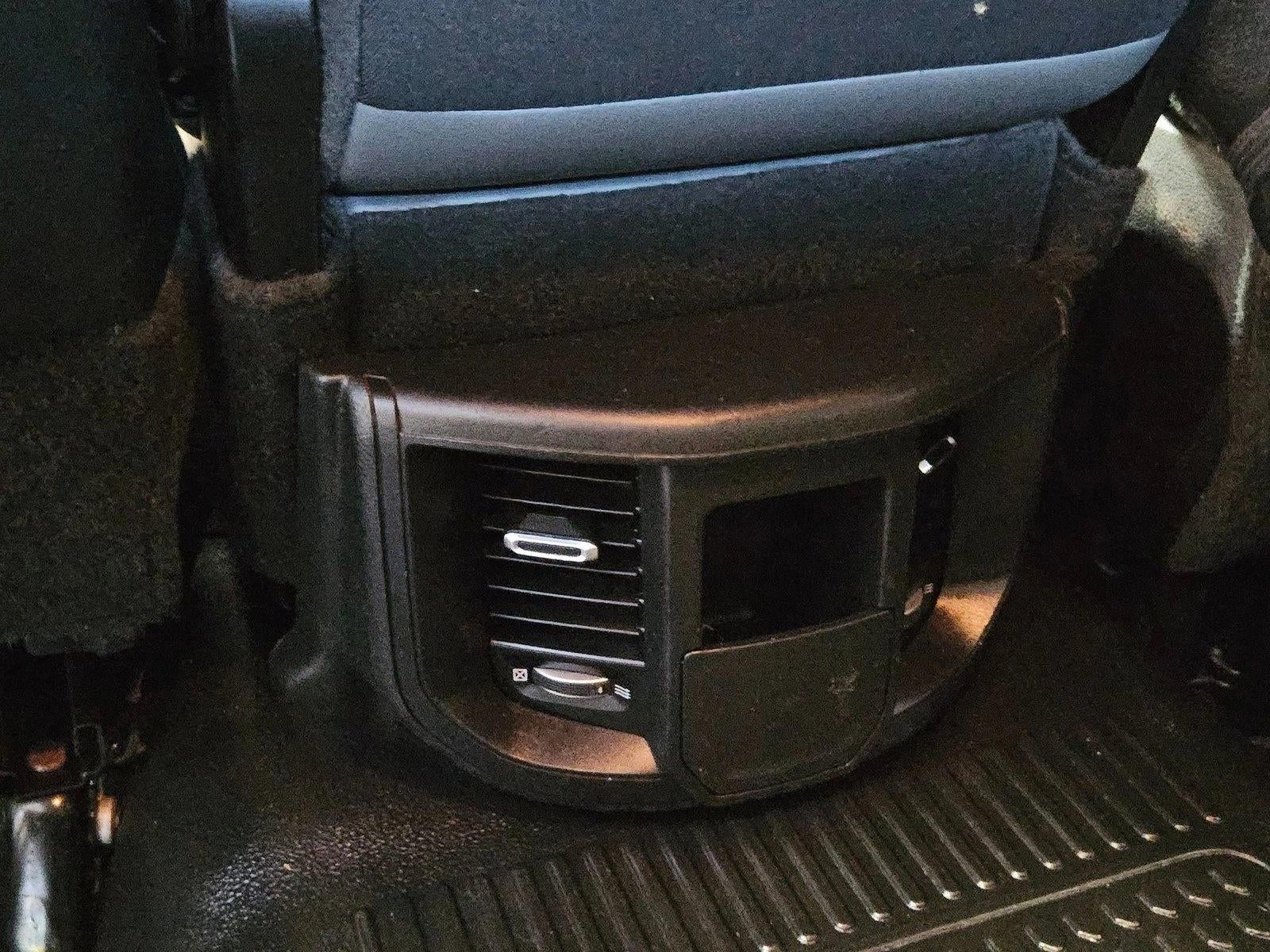 2022 RAM 3500 Tradesman 4x4 Crew Cab 8' Box
