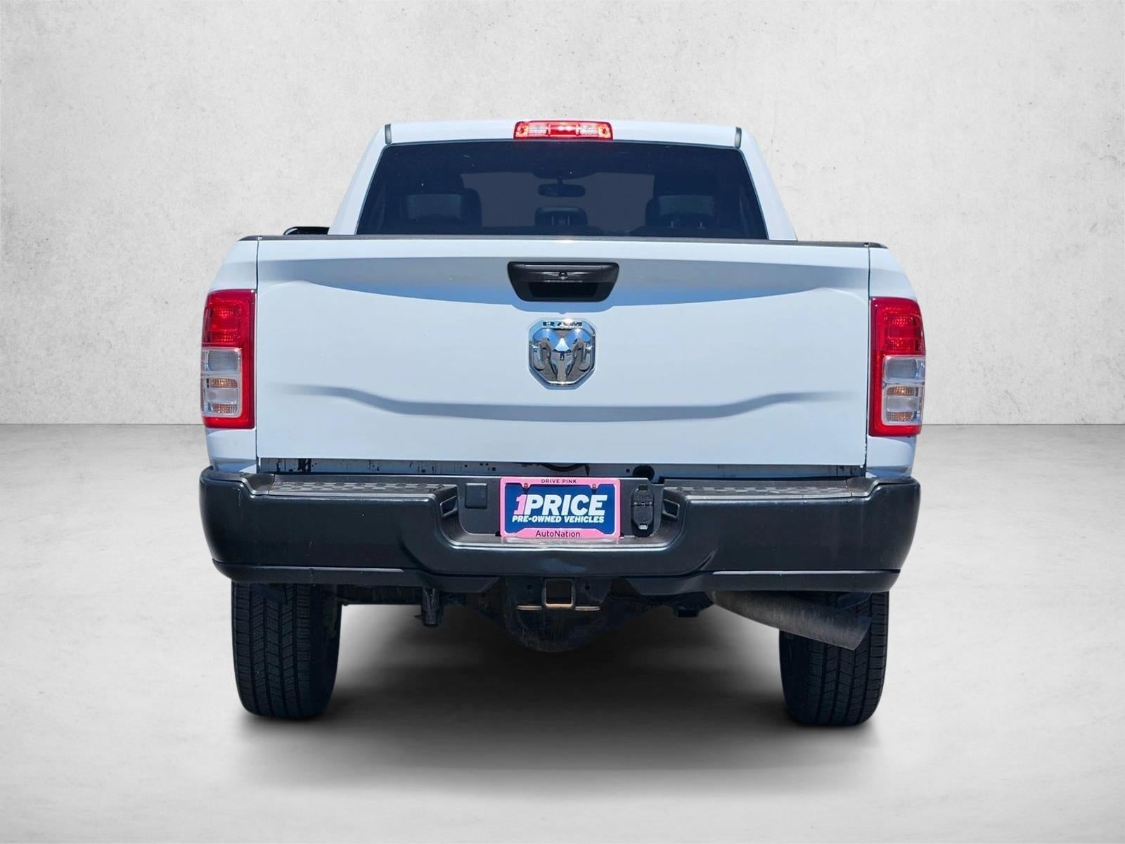 2022 RAM 3500 Tradesman 4x4 Crew Cab 8' Box