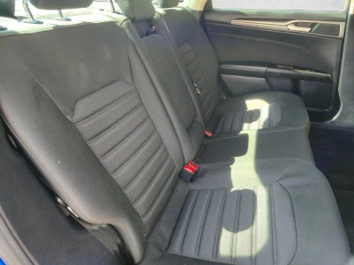 2017 Ford Fusion SE FWD