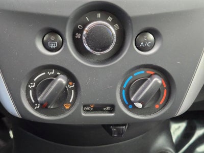 2017 Nissan Versa Sedan SV CVT