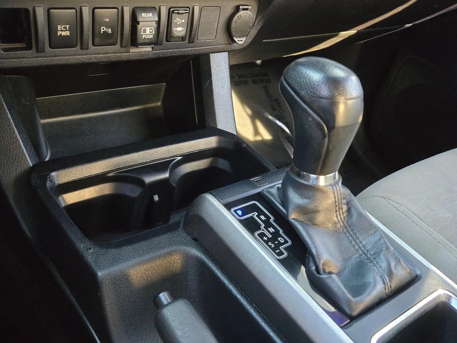 2018 Toyota Tacoma SR5 Double Cab 5' Bed V6 4x2 AT (GS)