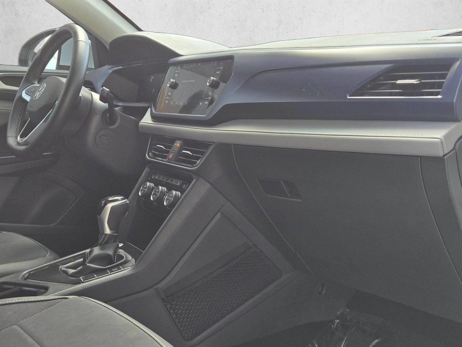 2024 Volkswagen Taos SE FWD