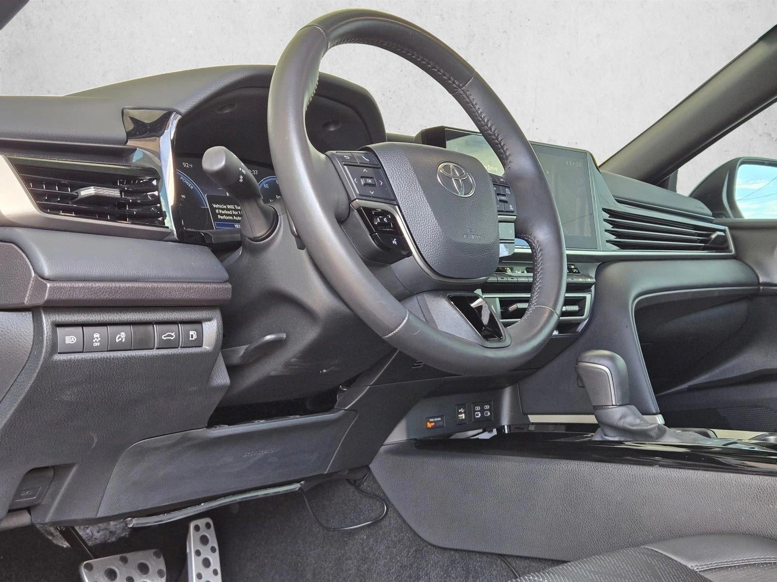 2025 Toyota Camry XSE (Natl)