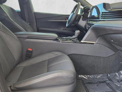 2025 Toyota Camry XSE (Natl)