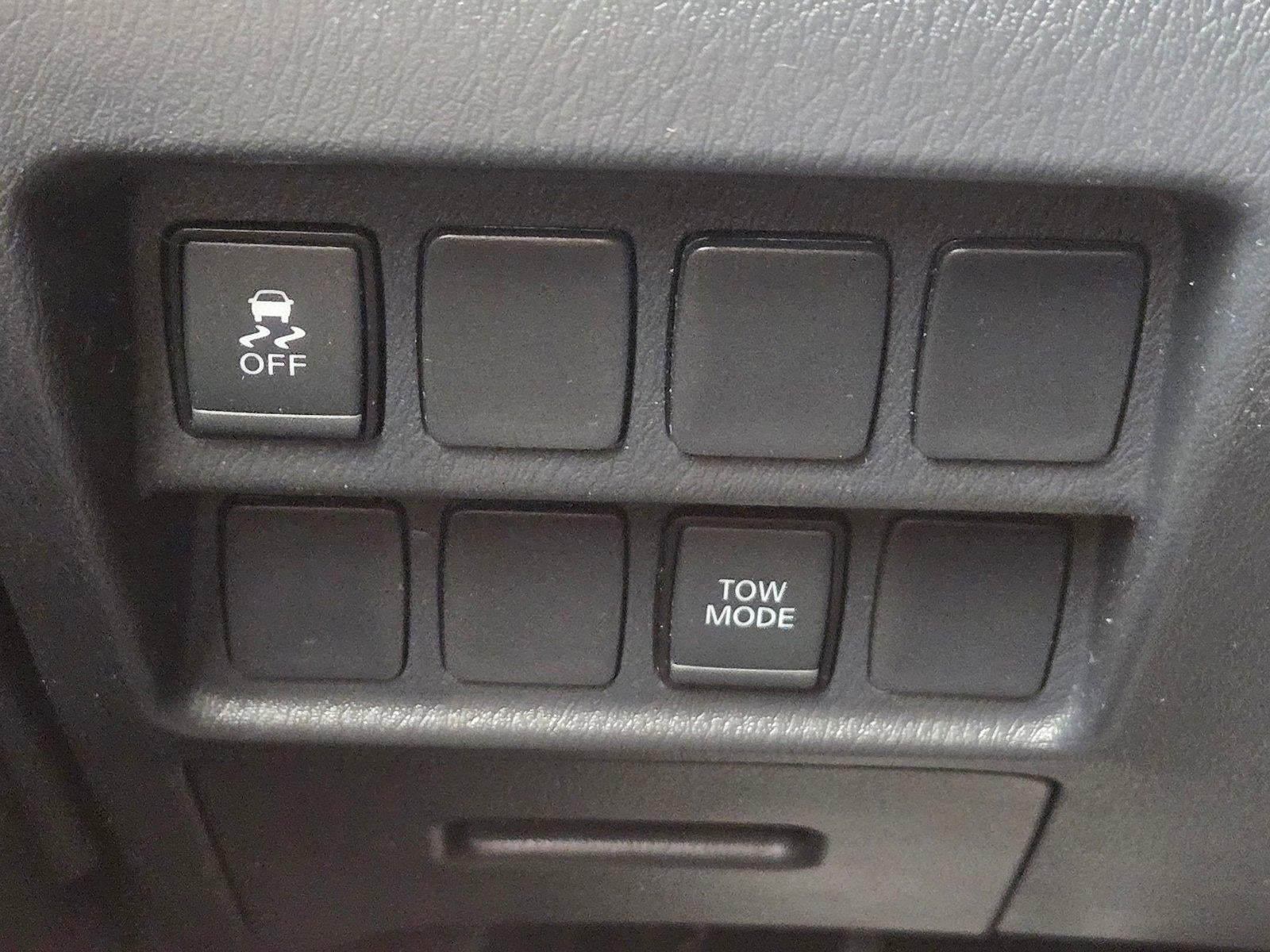 2018 Nissan Pathfinder FWD SV