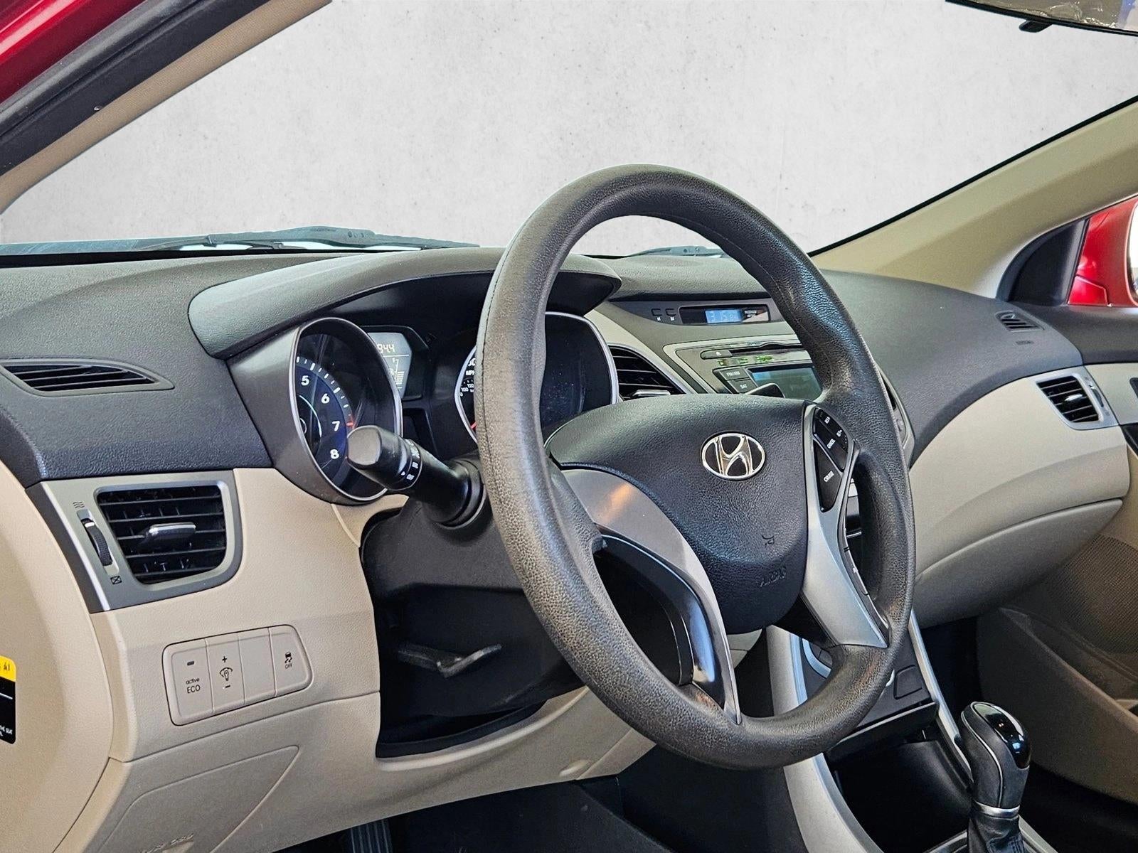 2016 Hyundai ELANTRA 4dr Sdn Auto SE