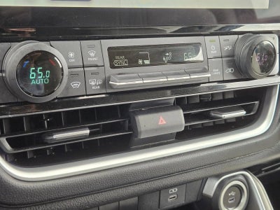 2025 Toyota Grand Highlander Hybrid XLE AWD (Natl)