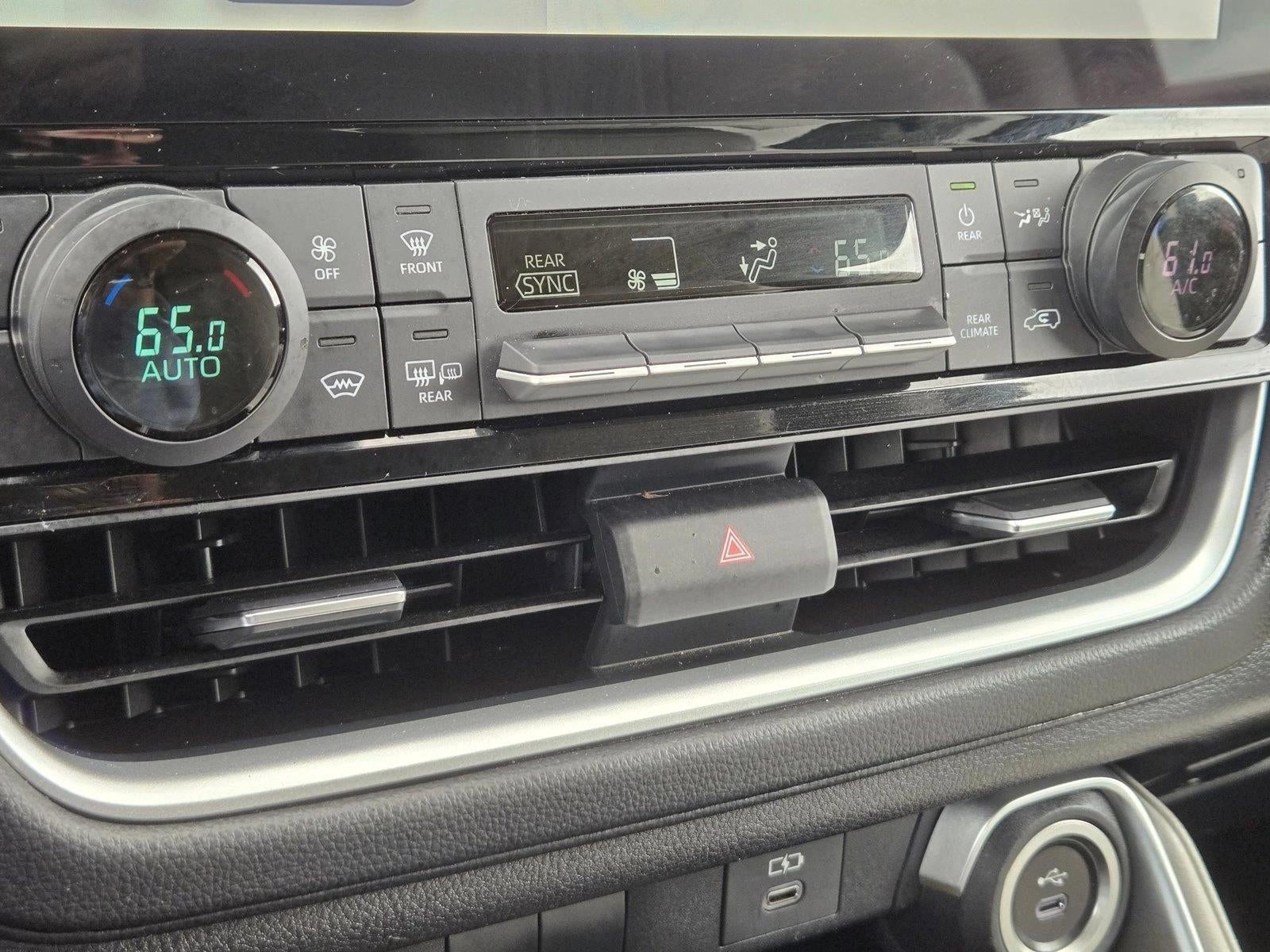 2025 Toyota Grand Highlander Hybrid XLE AWD (Natl)