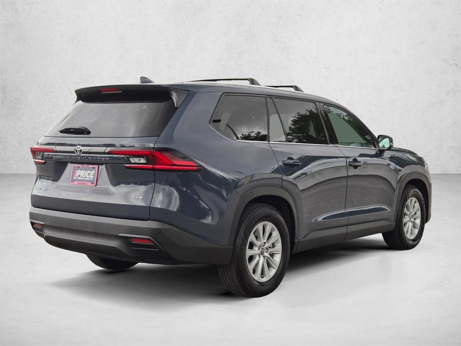 2025 Toyota Grand Highlander Hybrid XLE AWD (Natl)