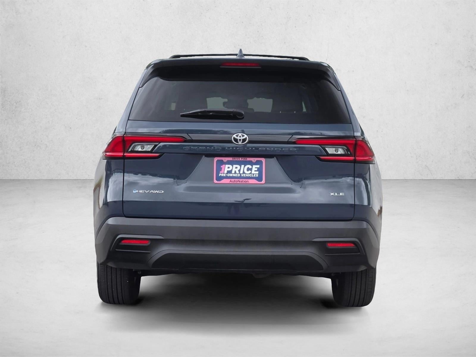 2025 Toyota Grand Highlander Hybrid XLE AWD (Natl)