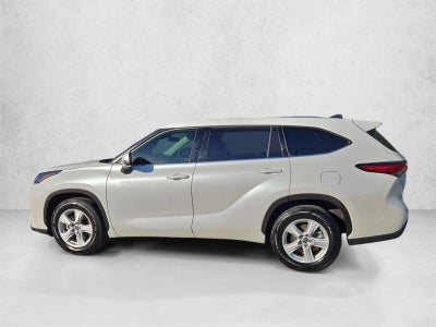 2022 Toyota Highlander L FWD (Natl)