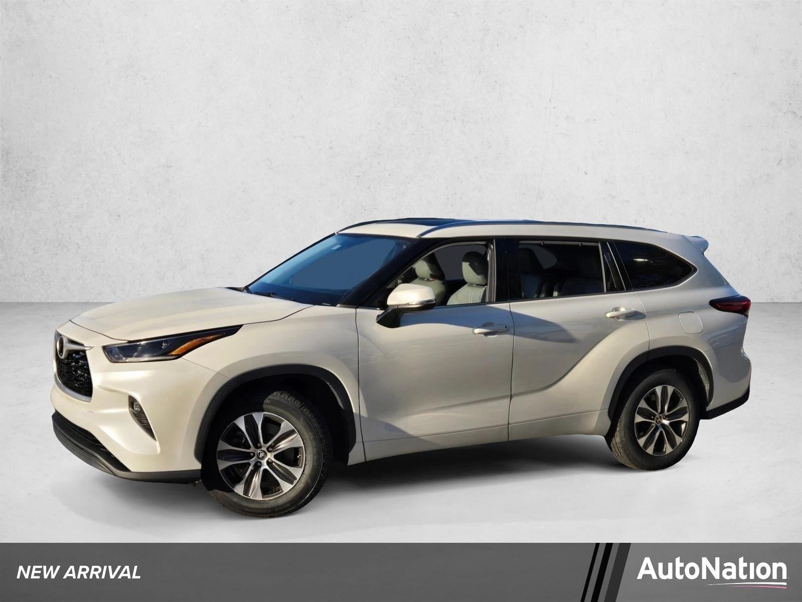 2021 Toyota Highlander XLE FWD (Natl)