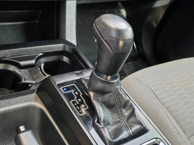 2019 Toyota Tacoma 2WD 2WD SR Double Cab 5' Bed I4 AT (GS)