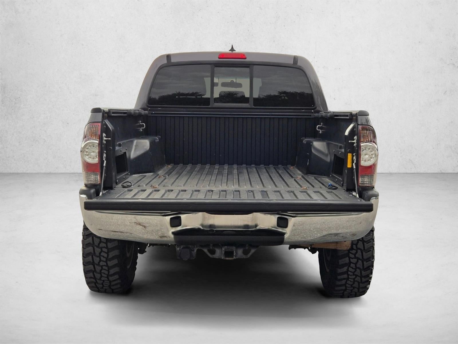 2015 Toyota Tacoma 4WD Double Cab Short Bed V6 Automatic (Natl)