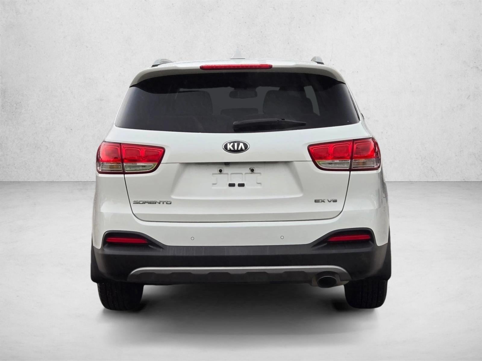2016 Kia Sorento FWD 4dr 3.3L EX