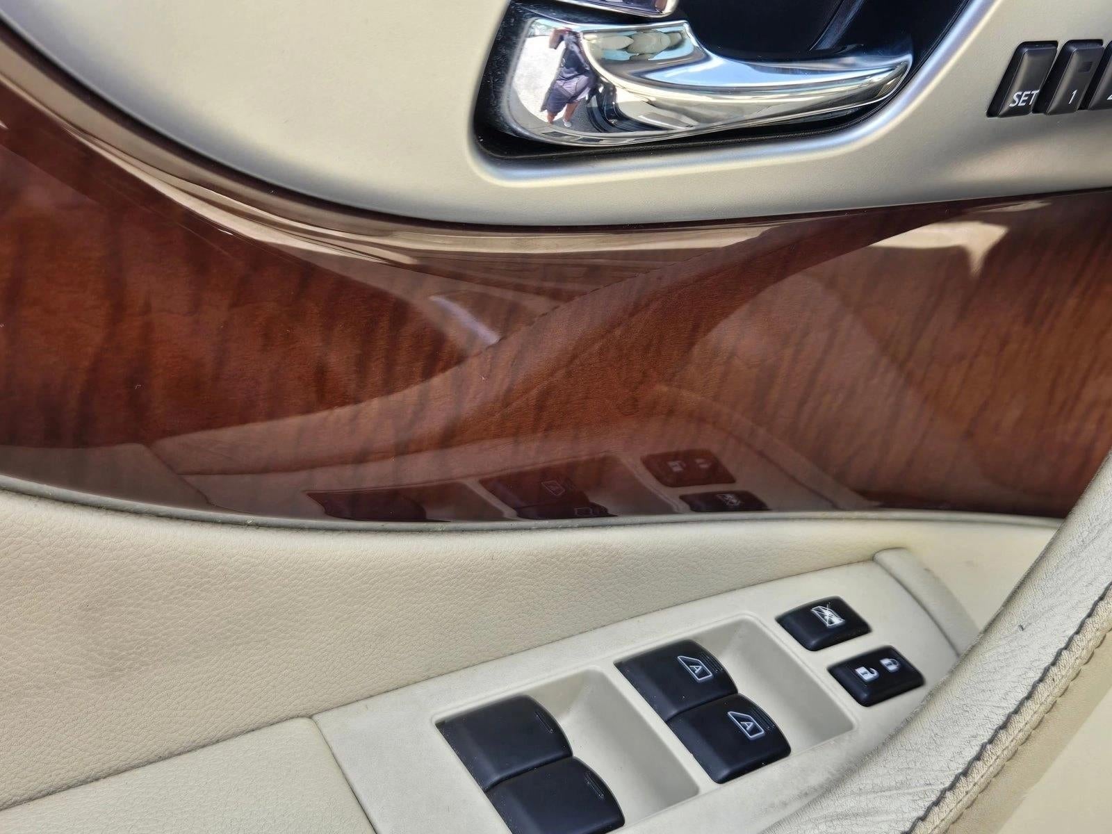 2011 INFINITI FX35 Base