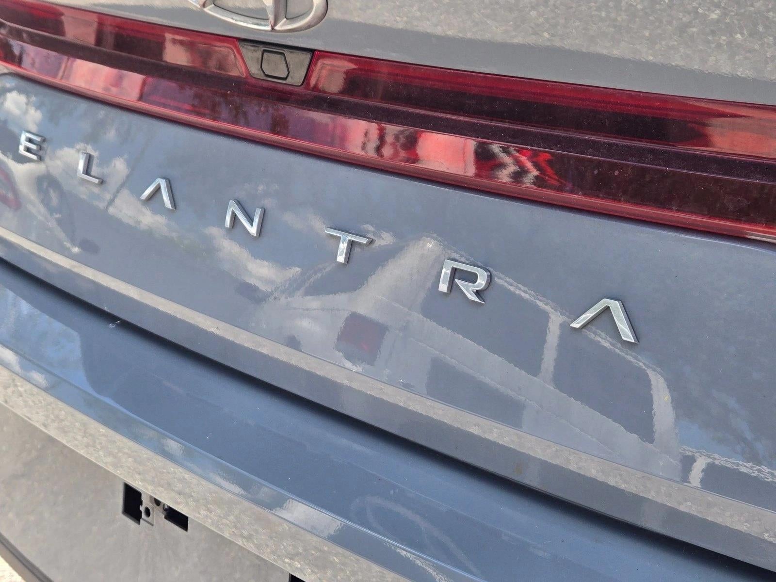 2022 Hyundai ELANTRA SEL IVT