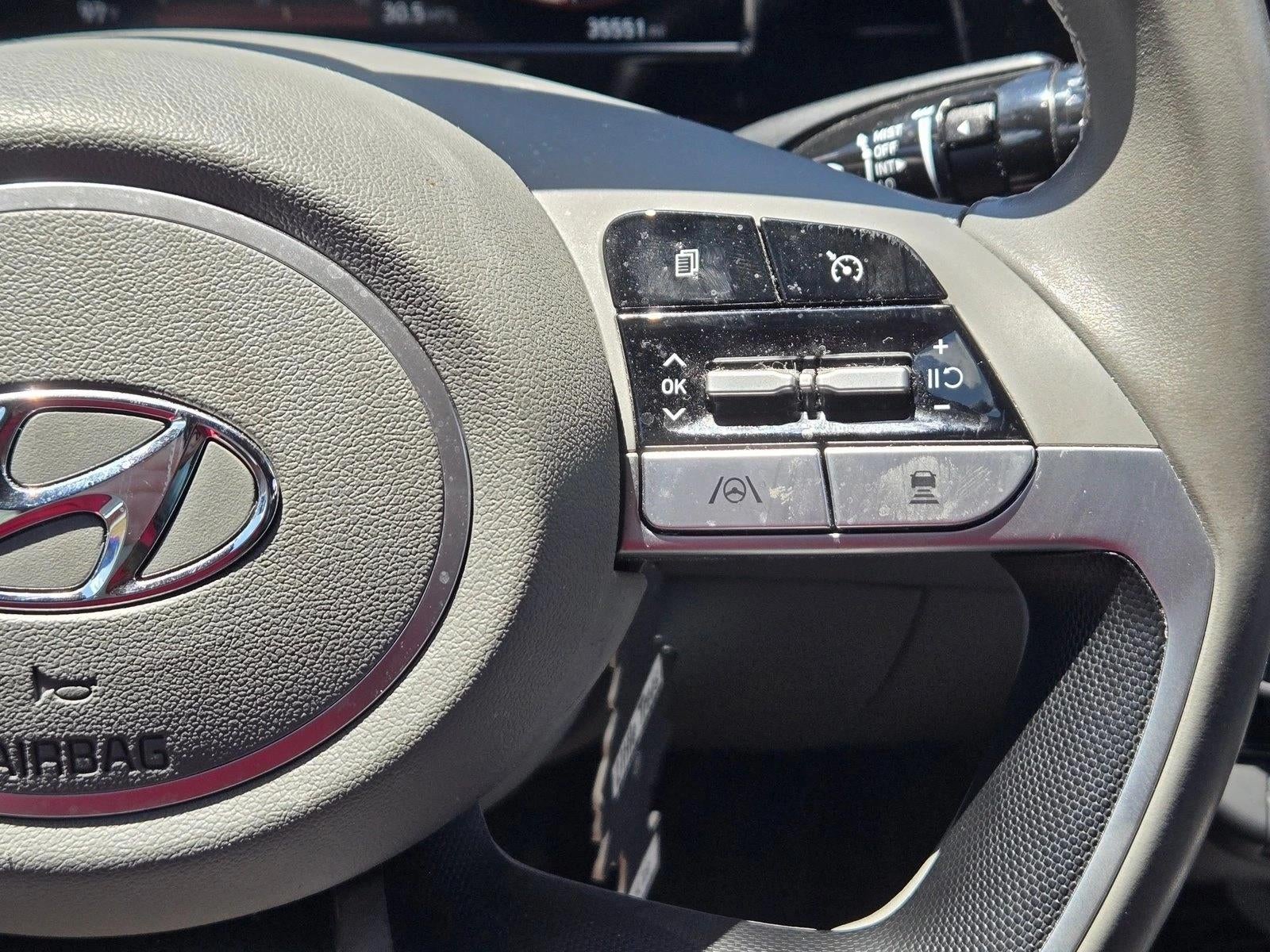 2022 Hyundai ELANTRA SEL IVT