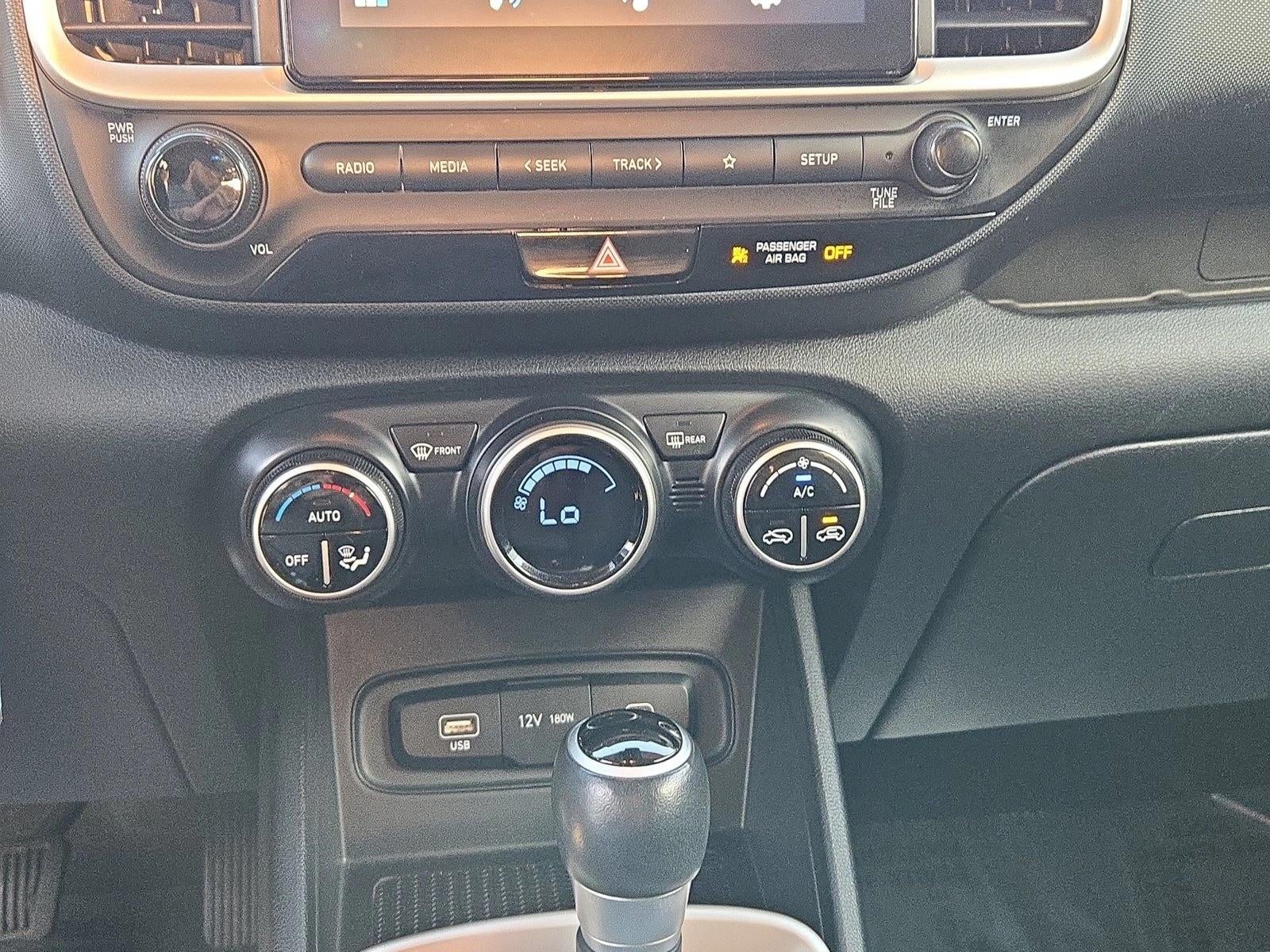 2023 Hyundai VENUE SEL IVT